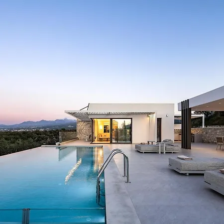 Miyori Villa, Simplicity Of Single-level Sea Views By Etouri