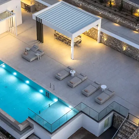 Villa Miyori Villa, Simplicity Of Single-level Sea Views By Etouri